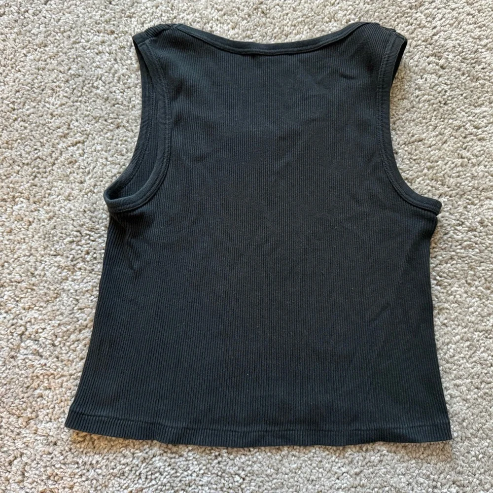 Black Ribbed Top - Picture 3 of 3